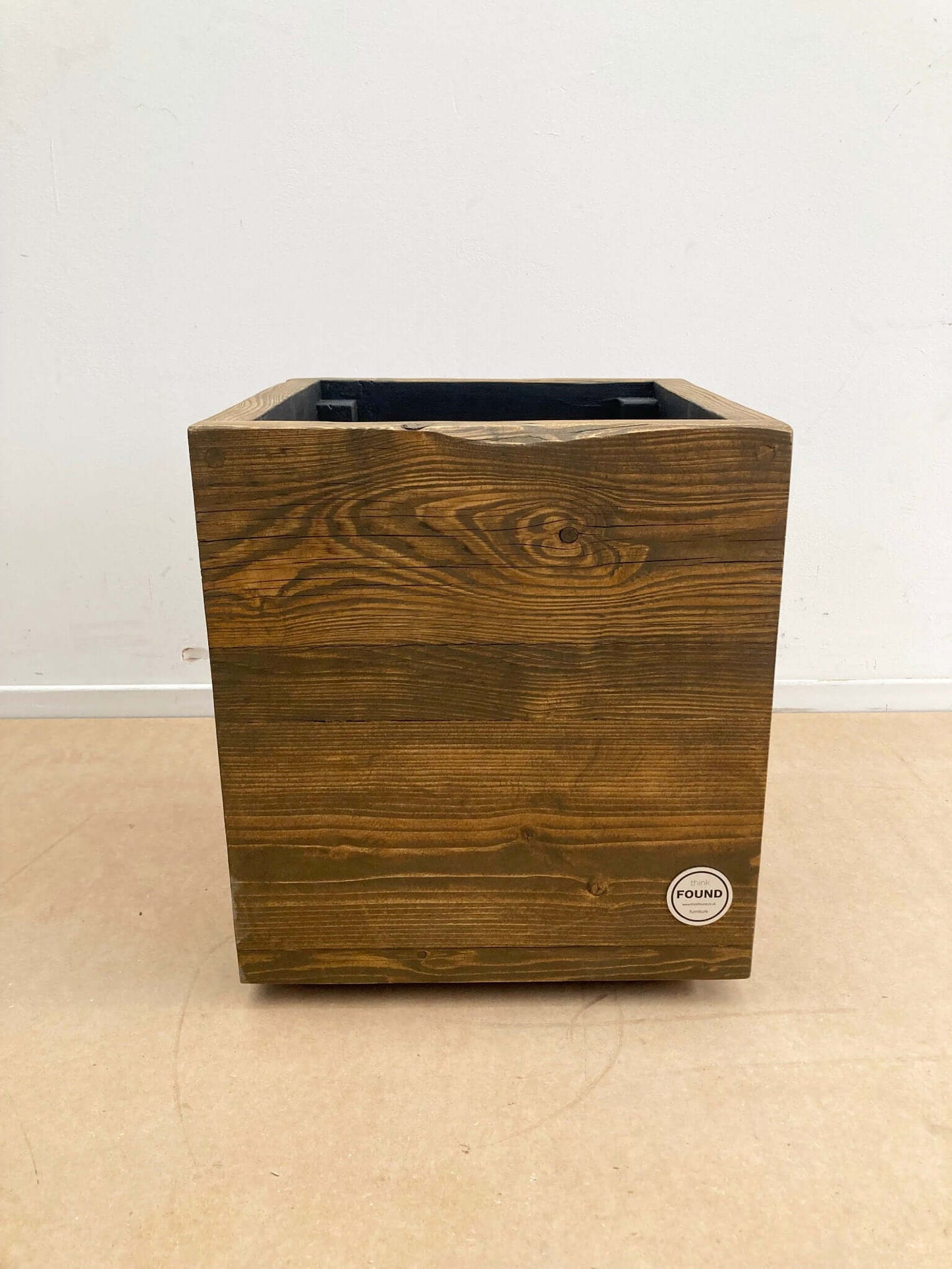 Reclaimed wood planter cube box.